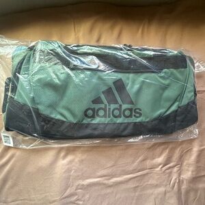 BRAND NEW GREEN ADIDAS DEFENDER DUFFEL BAG GREEN OXIDE